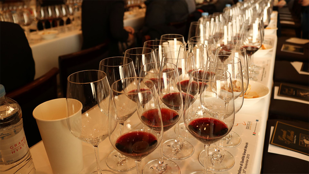 degustazione verticale di vino
